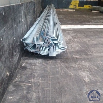 Уголок стальной равнополочный 100х100х14 мм С235 ГОСТ 8509-93 купить  в Оренбурге